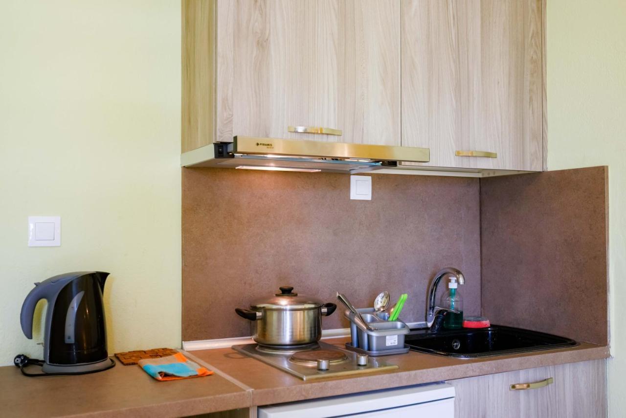 Dionisos Apartments 帕拉利亚狄奥尼索 外观 照片