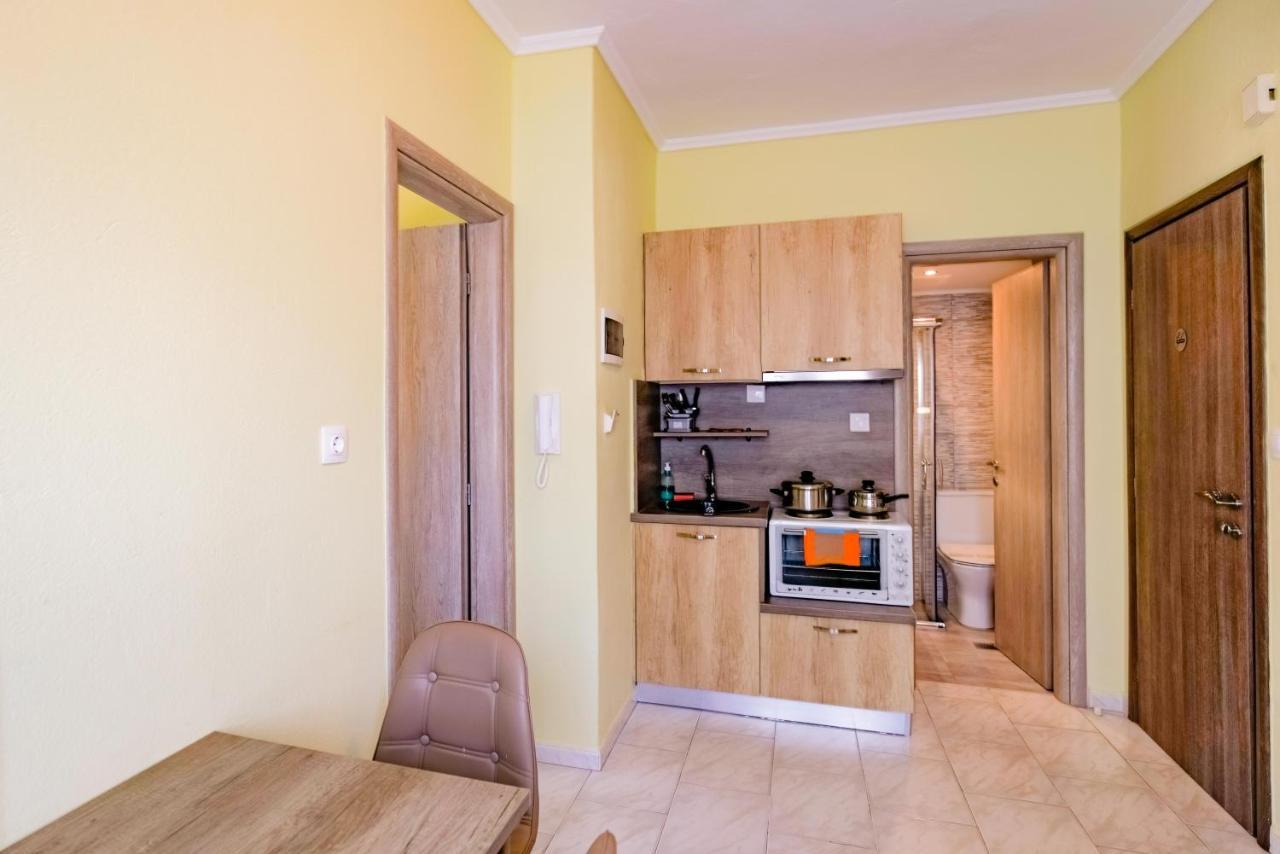 Dionisos Apartments 帕拉利亚狄奥尼索 外观 照片