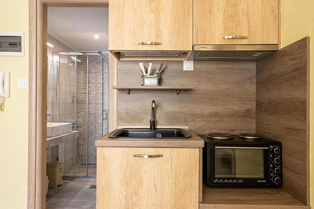 Dionisos Apartments 帕拉利亚狄奥尼索 外观 照片